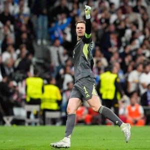 续约？诺伊尔：一切皆有可能，我喜欢与这些队友、教练共事